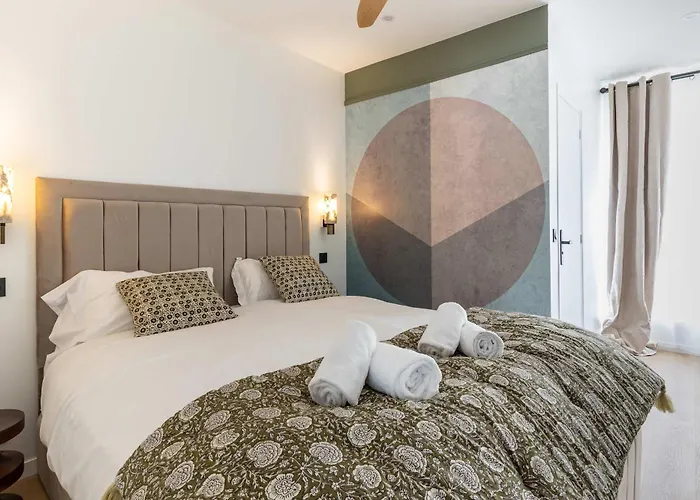 New- 8 Pers Devant Le Parc De La Apartamento