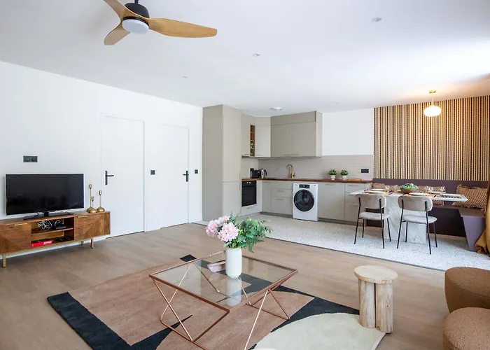 Apartamento New- 8 Pers Devant Le Parc De La *