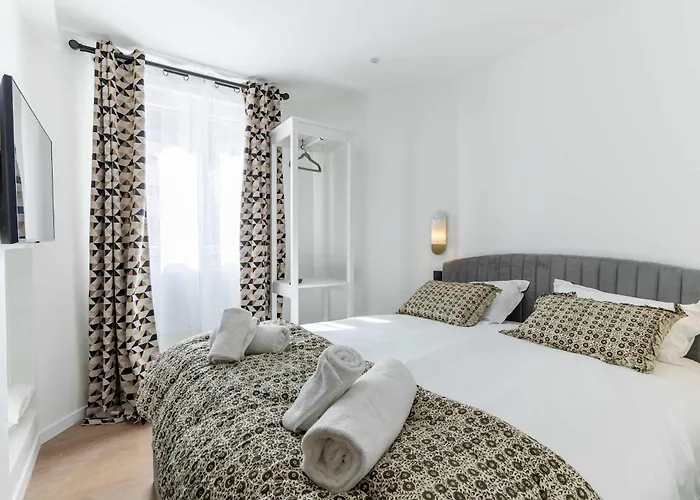 New- 8 Pers Devant Le Parc De La Apartamento París